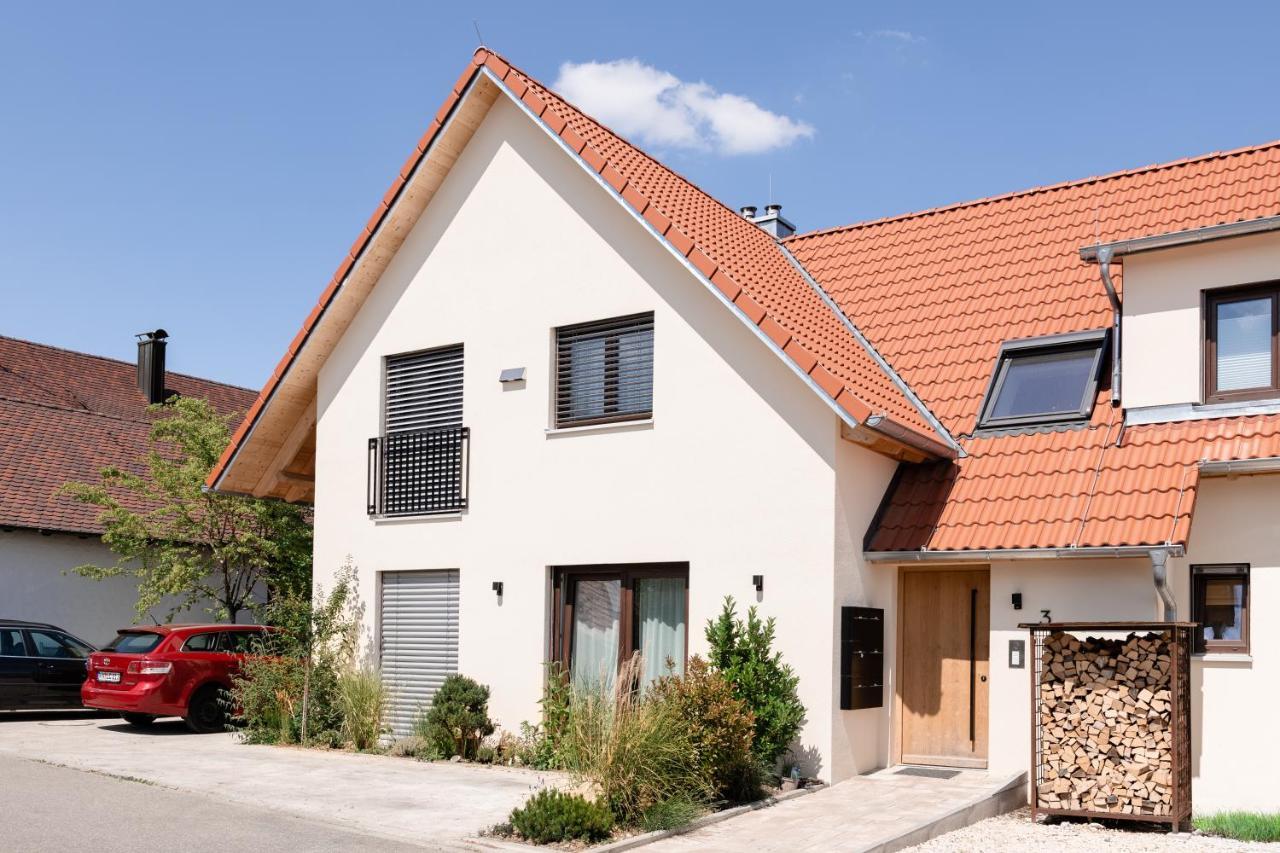 Ferienwohnung'Akazie' Mit Terrasse Auf Dem Bodanrueck Radolfzell am Bodensee Kültér fotó